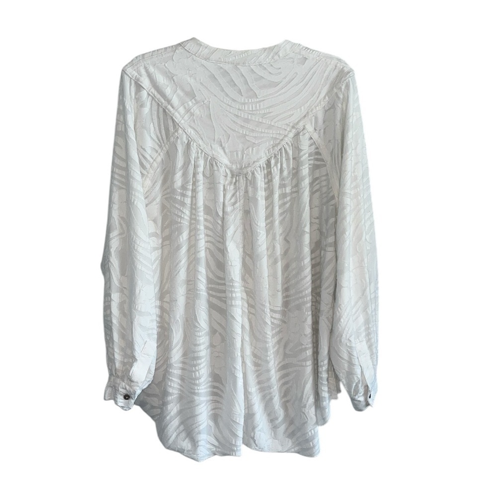 Free People Can't Stop Dreaming Oversized button-down Tunic Size Medium - Picture 5 of 10